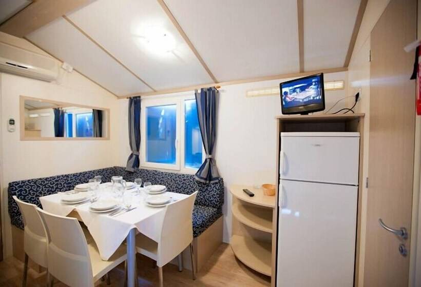 هتل Camping Blu Fantasy