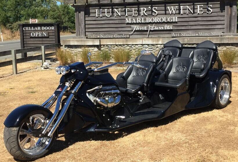 Luxury Waterfront Apartments Picton