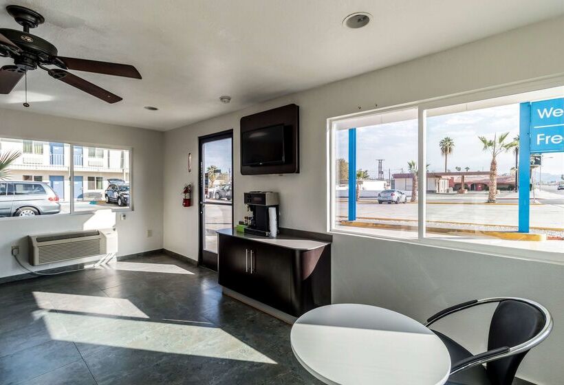 Motel 6blythe, Ca  South