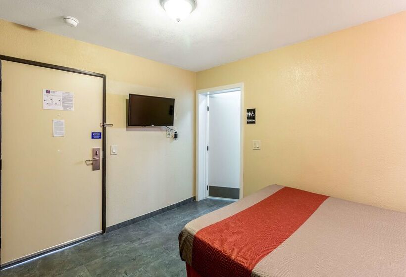 Motel 6blythe, Ca  South