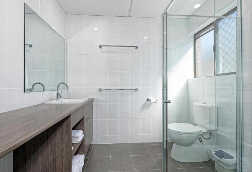 מוטל Chalet Motor Inn