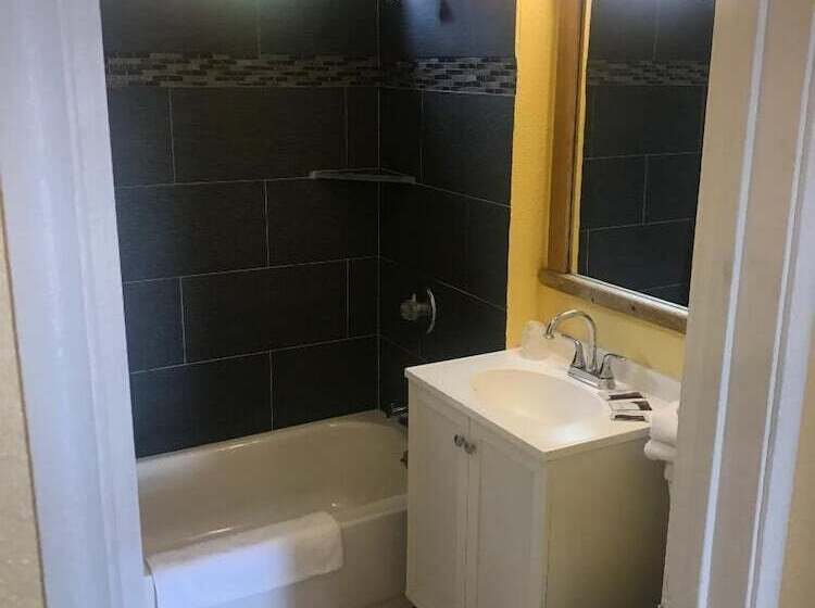 모텔 Economy Inn Antioch