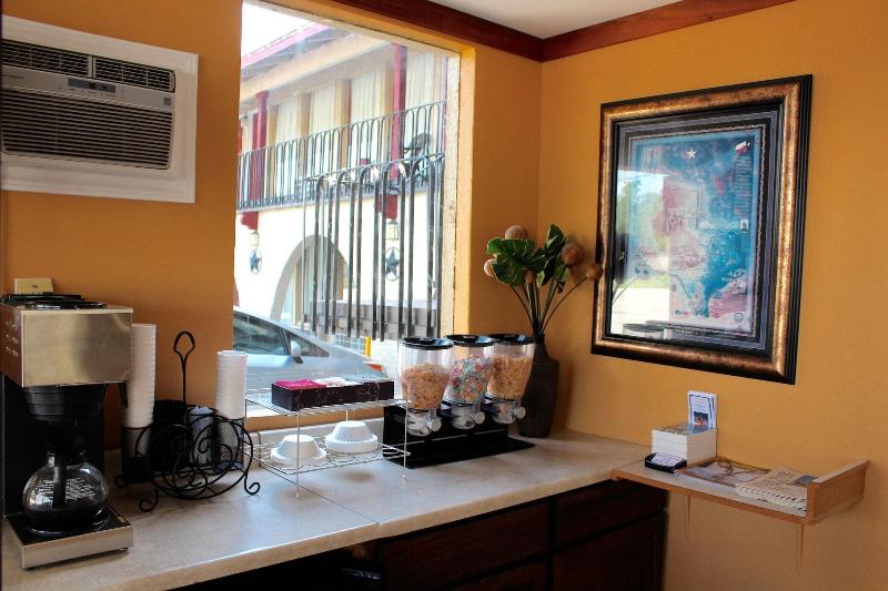 모텔 Executive Inn Goliad