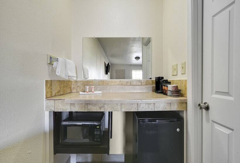 Мотель Route 66 Inn