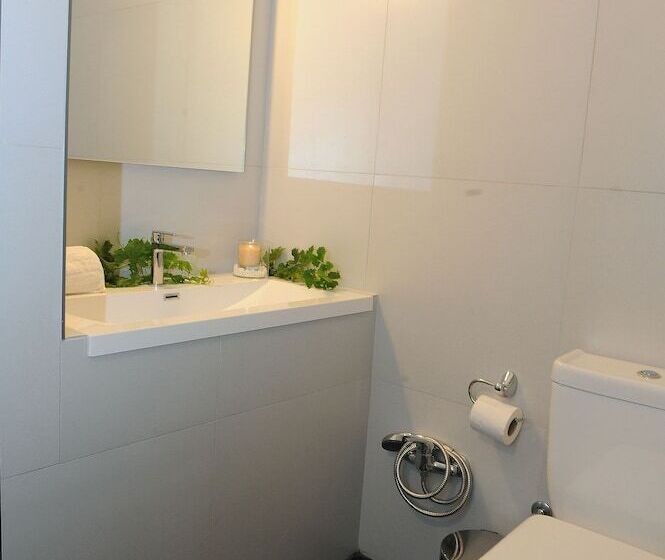 Palaiokastro Villas & Suites