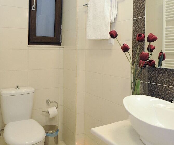 Palaiokastro Villas & Suites