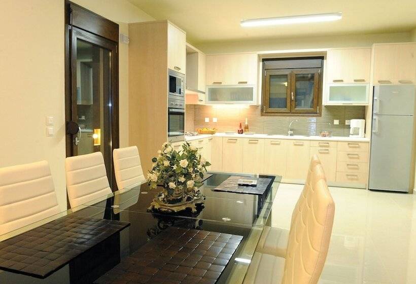 Palaiokastro Villas & Suites