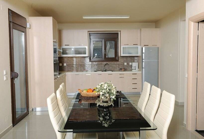 Palaiokastro Villas & Suites