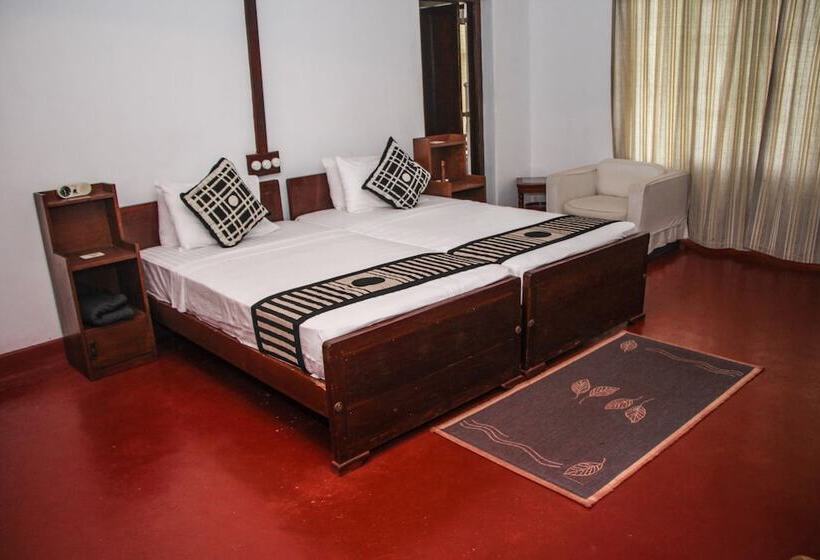 Пансион Ancoombra Tea Estate Bungalow