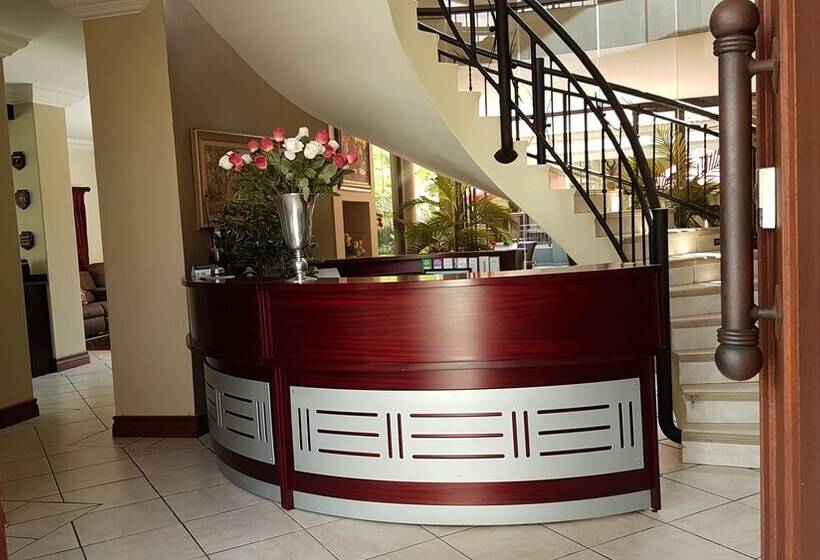 Пансион Casa Flora Guesthouse