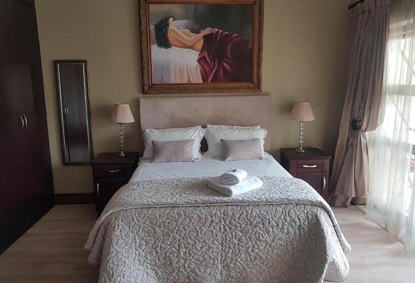 Пансион Casa Flora Guesthouse