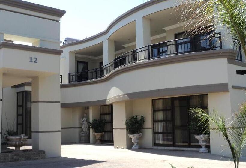 Пансион Casa Flora Guesthouse