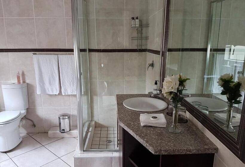 Пансион Casa Flora Guesthouse