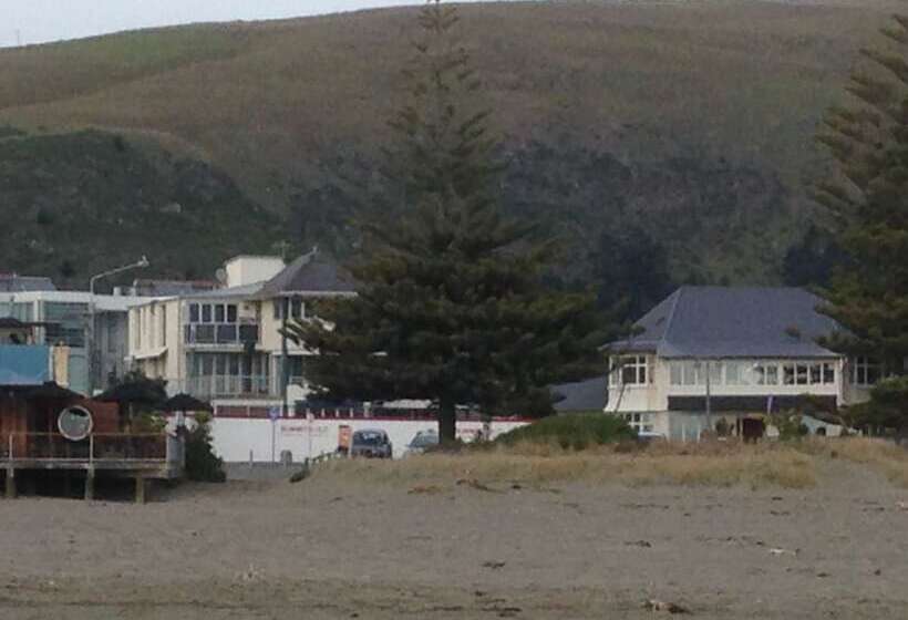 膳宿费 Cave Rock Guest House