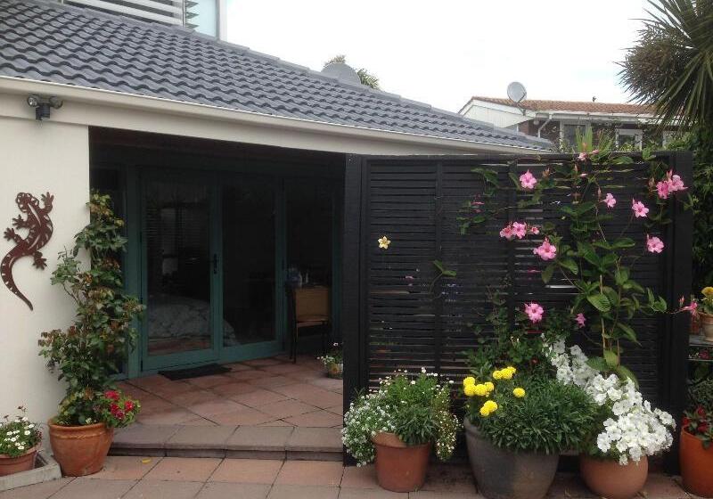 膳宿费 Cave Rock Guest House