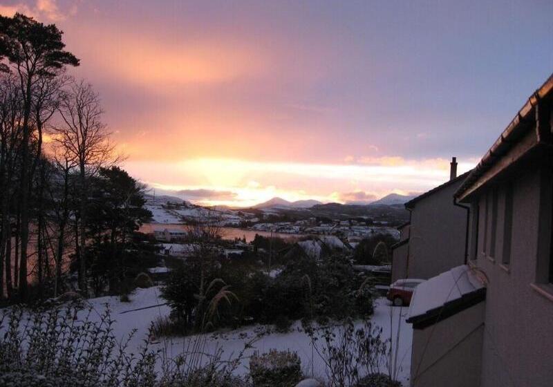 Пансион Givendale Guest House