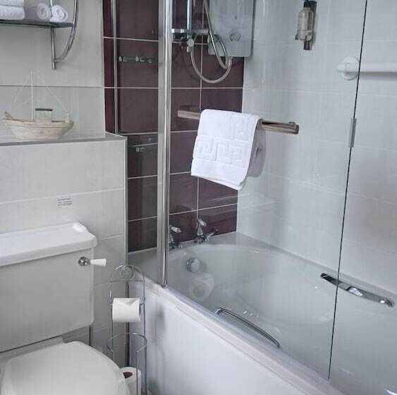 Пансион Glan Heulog Guest House