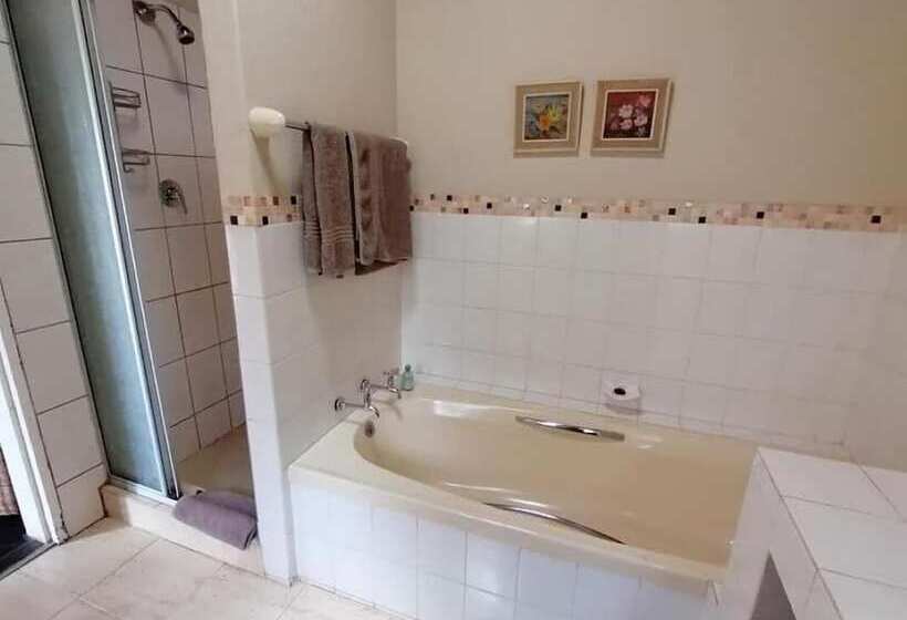 ペンション Idle & Wild