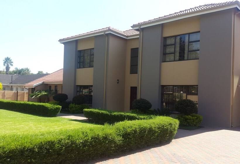 פנסיון Ikaze Guest House