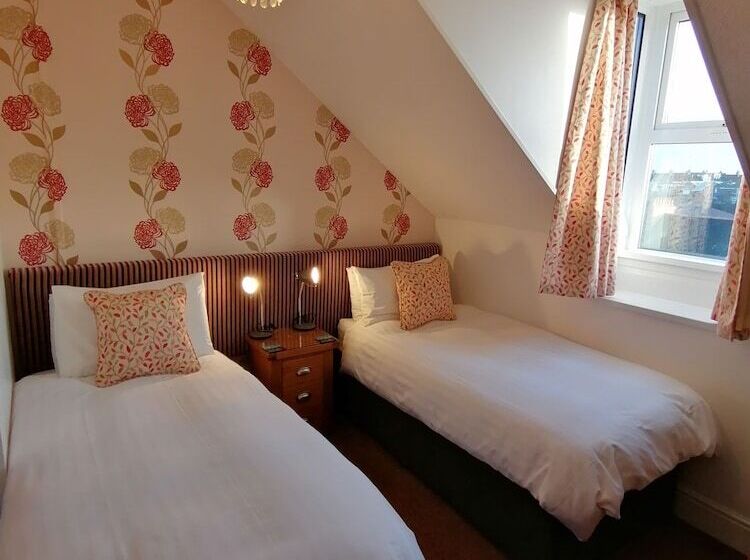 膳宿费 Langdon Villa Guest House