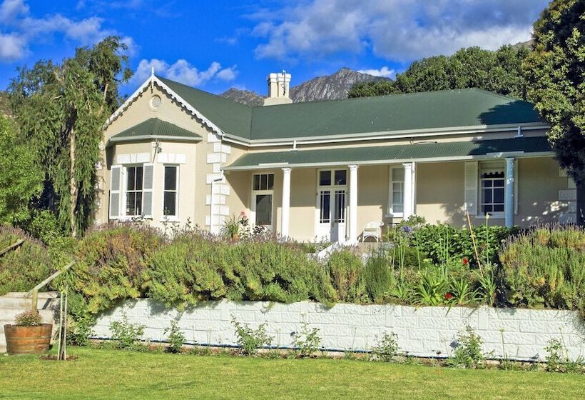 بنسيون Montagu Vines Guesthouse