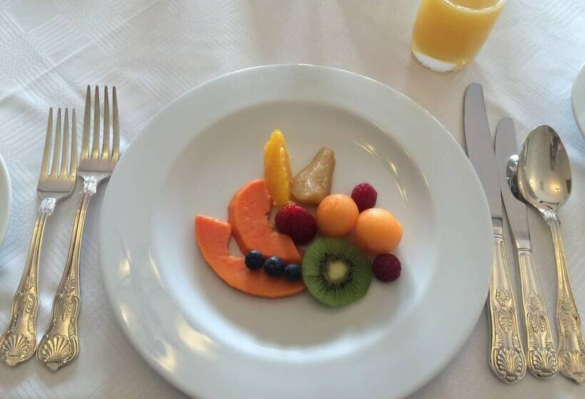 بنسيون Montagu Vines Guesthouse