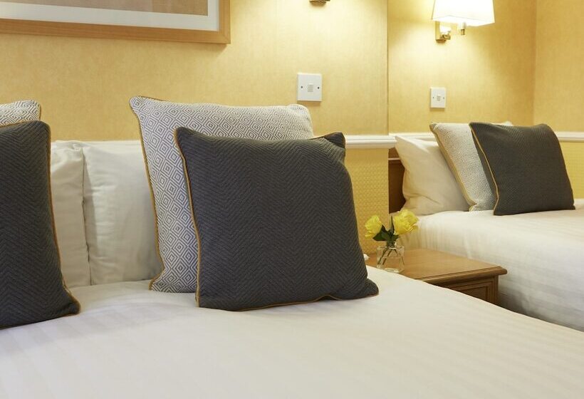 بنسيون Riviera Town House