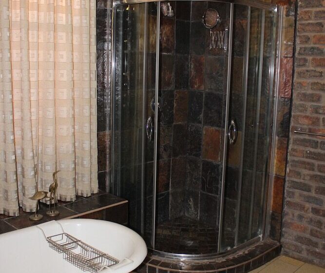 Пансион Royal Game Guest House