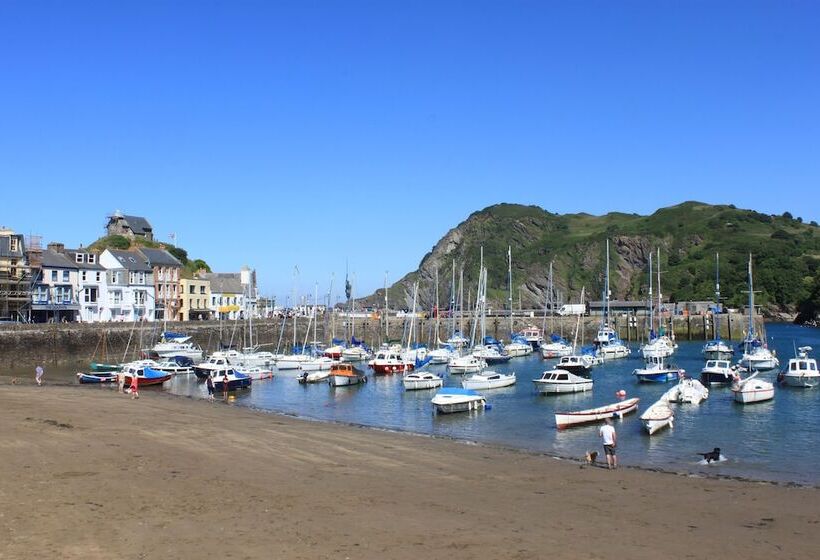 پانسیون The Collingdale Guest House