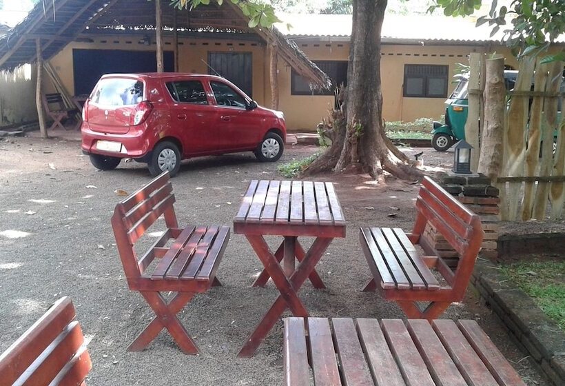 Пансион The Pub