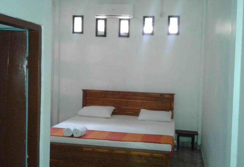 Пансион The Pub