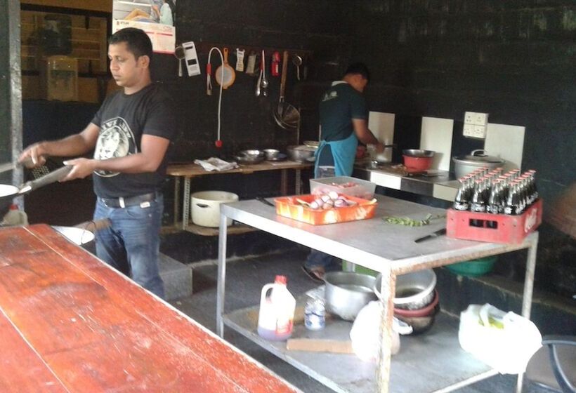 Пансион The Pub