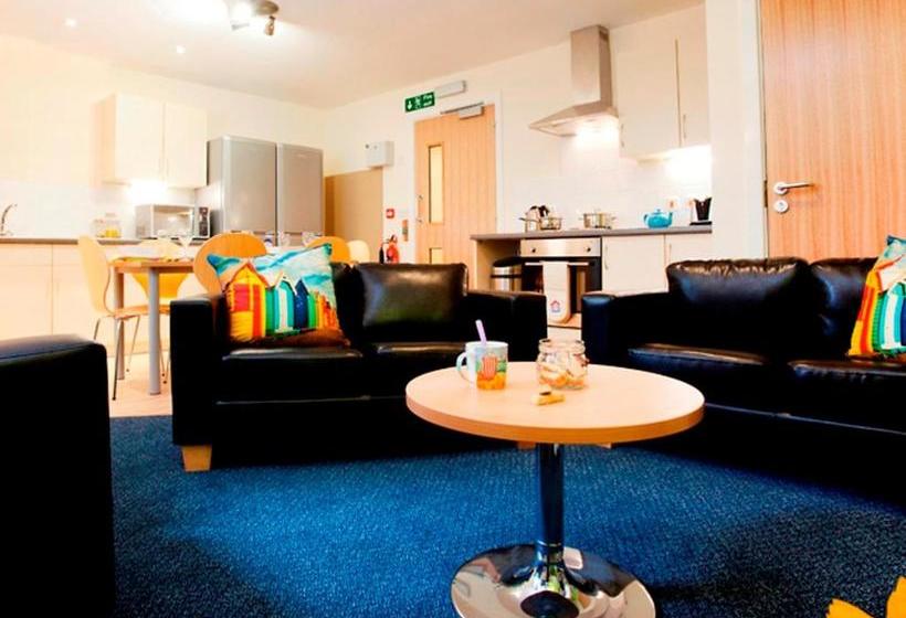 膳宿费 The Sidings