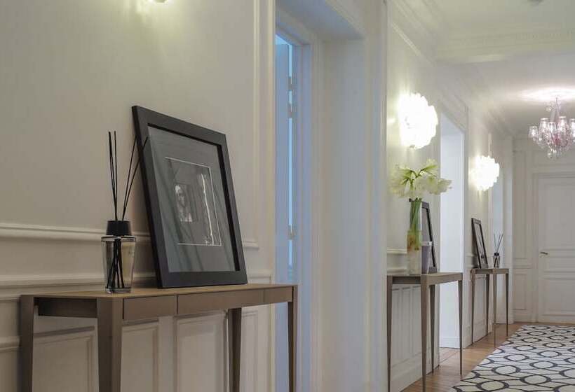 Relais12bis Bed & Breakfast By Eiffel Tower