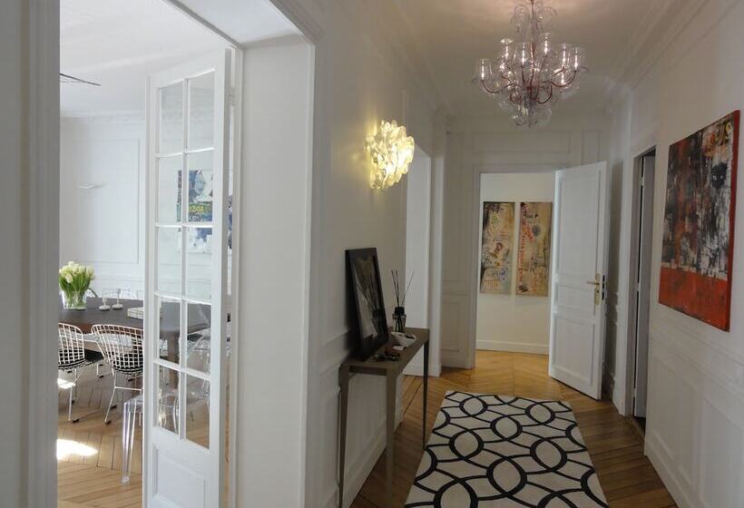 Relais12bis Bed & Breakfast By Eiffel Tower