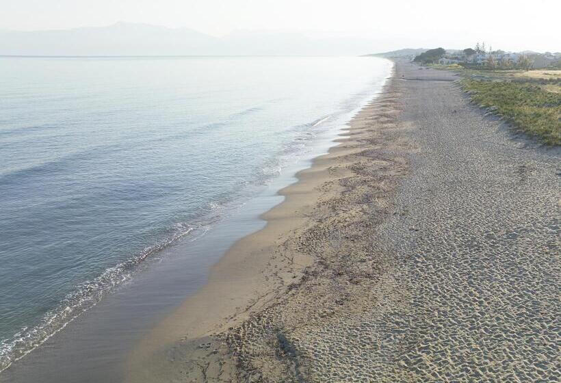 استراحتگاه Grecotel Luxme Costa Botanica
