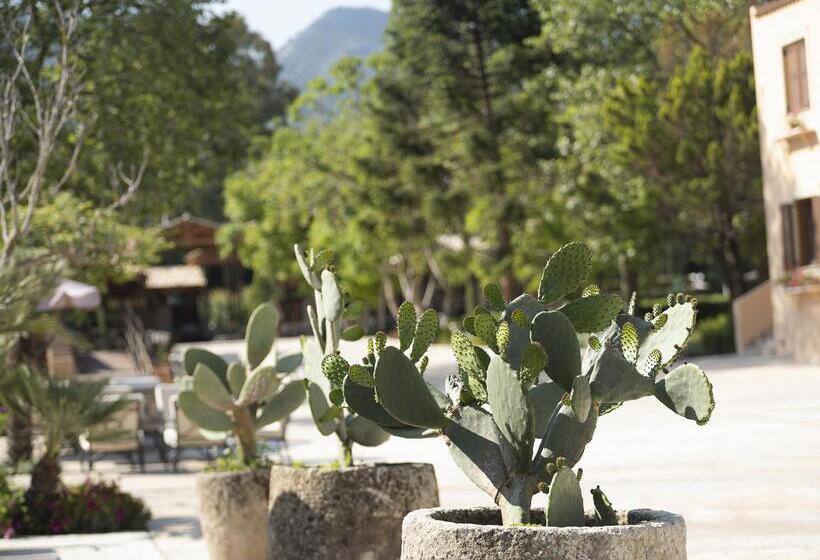 استراحتگاه Grecotel Luxme Costa Botanica