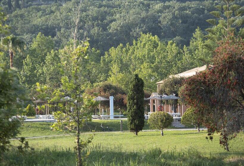 リゾートホテル Grecotel Luxme Costa Botanica