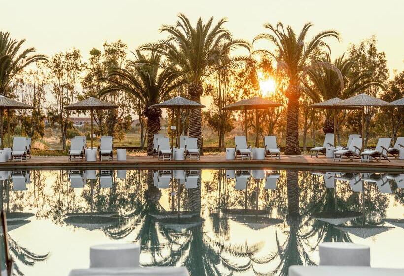 リゾートホテル Grecotel Luxme Costa Botanica