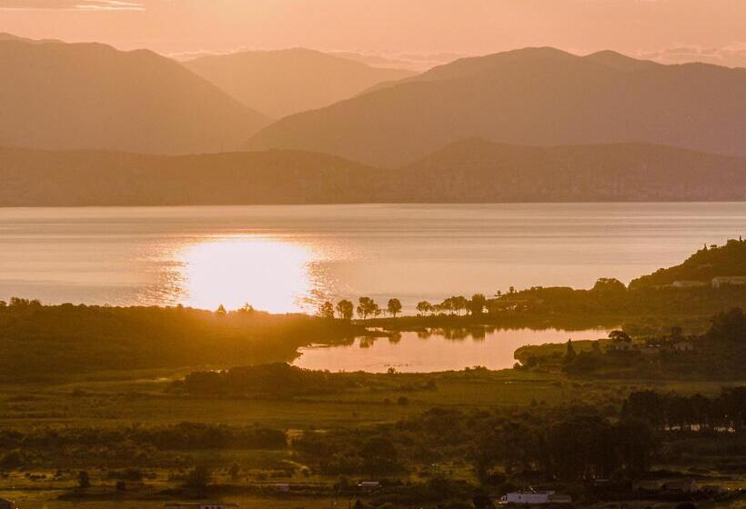 リゾートホテル Grecotel Luxme Costa Botanica