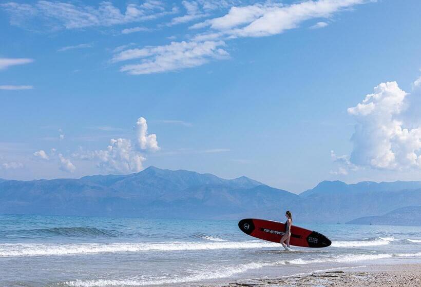 リゾートホテル Grecotel Luxme Costa Botanica