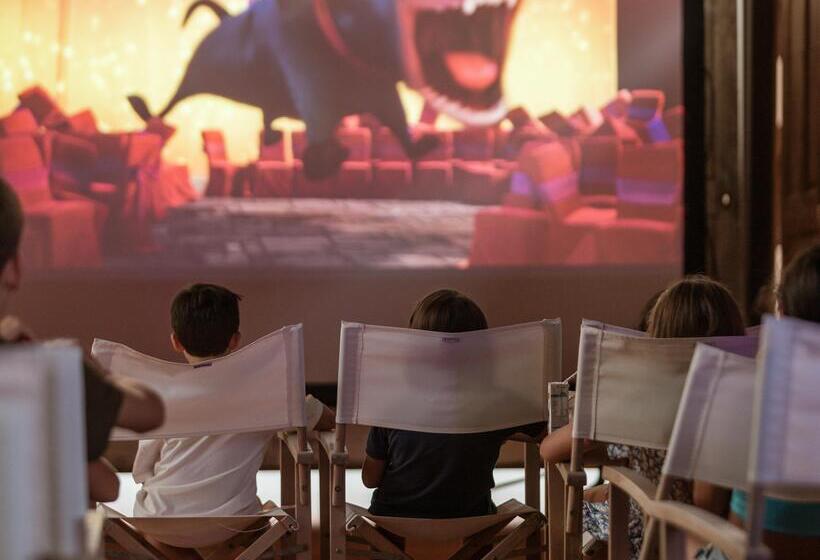 リゾートホテル Grecotel Luxme Costa Botanica