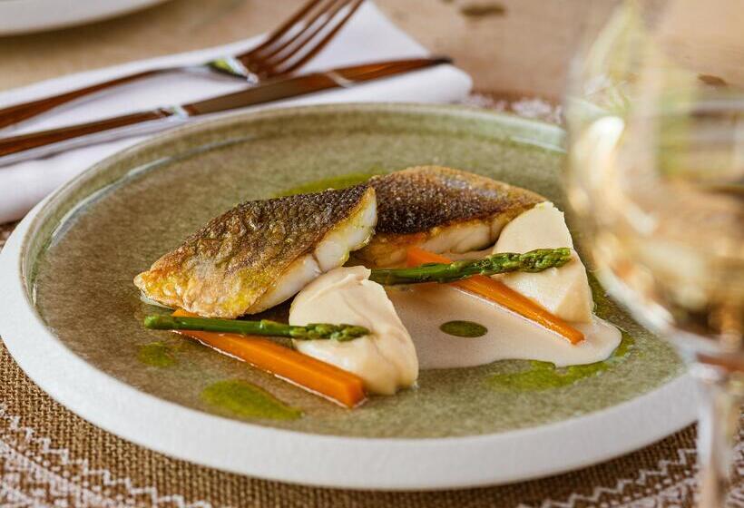 リゾートホテル Grecotel Luxme Costa Botanica