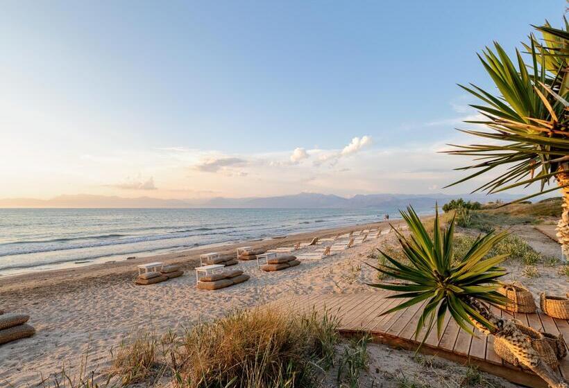 リゾートホテル Grecotel Luxme Costa Botanica