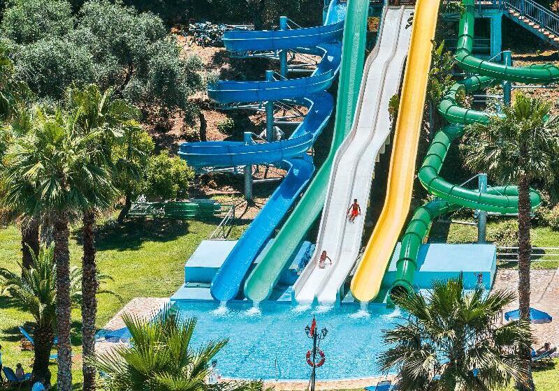 リゾートホテル Grecotel Luxme Costa Botanica