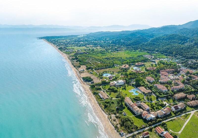 استراحتگاه Grecotel Luxme Costa Botanica