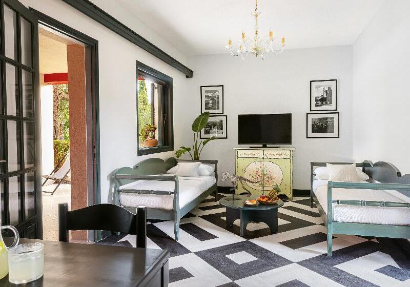 リゾートホテル Grecotel Luxme Costa Botanica