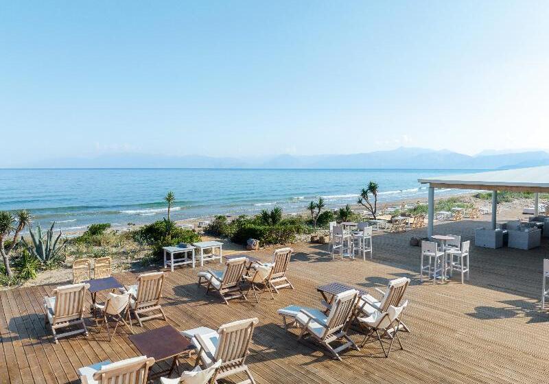 リゾートホテル Grecotel Luxme Costa Botanica