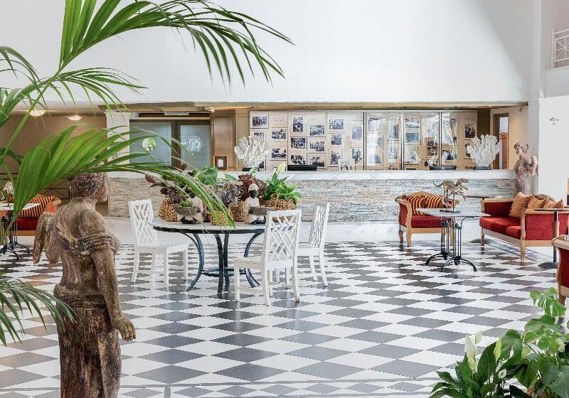 استراحتگاه Grecotel Luxme Costa Botanica