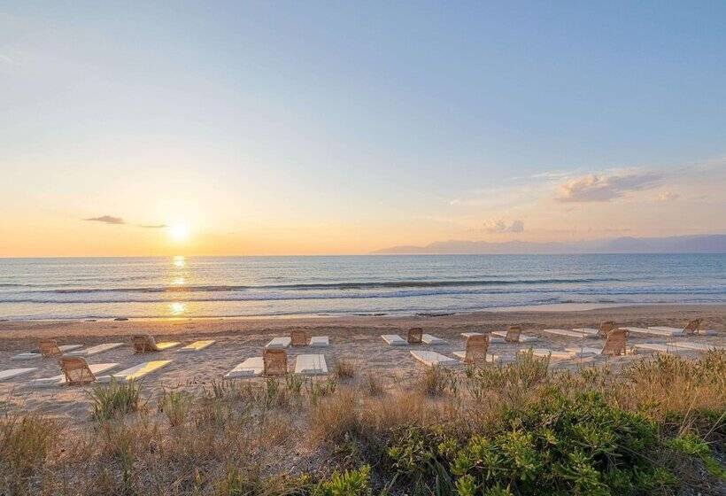 リゾートホテル Grecotel Luxme Costa Botanica